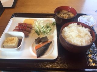 朝食バイキング