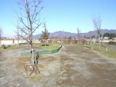 安曇野市豊科南部総合公園の風景