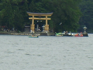 野尻湖-遠くから見た弁天島