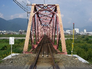 鉄橋入口