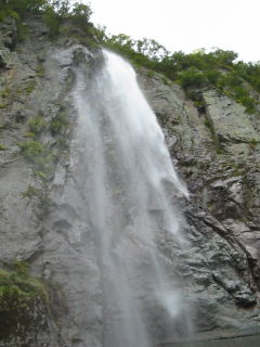 米子大瀑布の風景